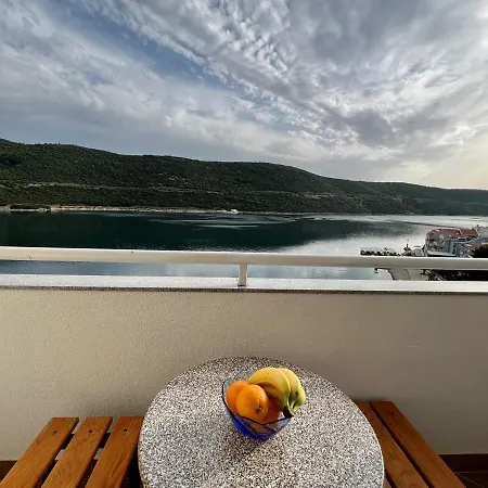 Guest house Petra Neum