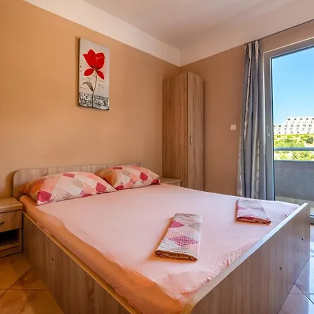 Petra Penzion 3*